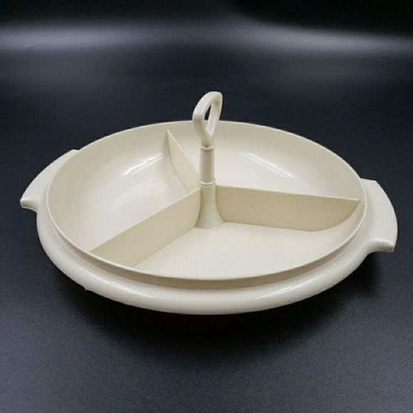 Tupperware Suzette Veggie Divided Serving Dish Tray Handle 608 Almond Party - Picture 1 of 10